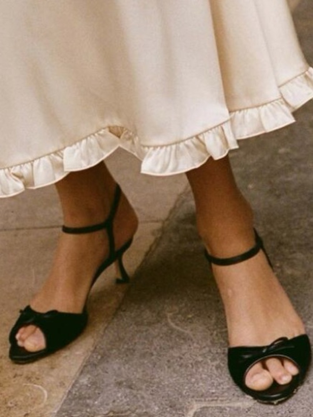 DÔEN Arianna black velvet kitten heel sandals | Size 39.5, US 9